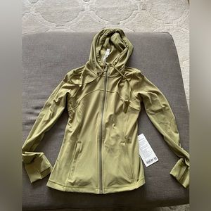 Lululemon hooded define jacket size 8, bronze green
